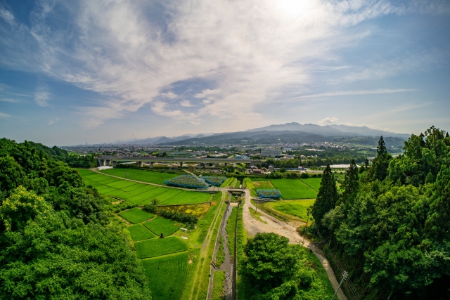 リースバック 田舎 街並み