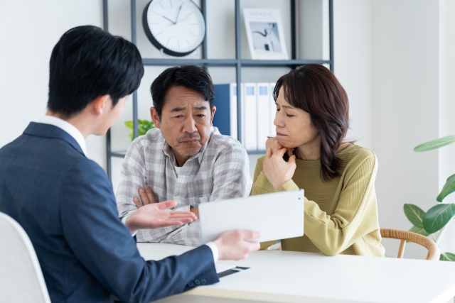 リースバック どんな人　夫婦
